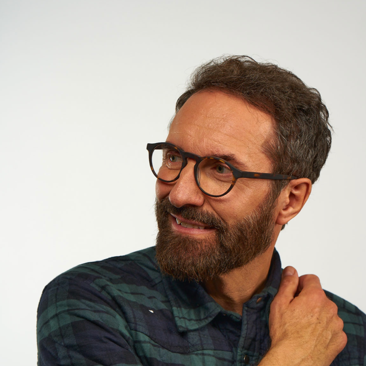 141221_Luxreaders_TheLab2715_c87b39f9-2e2e-499d-82df-1e84e80ef4ec.png?v=1765972593&width=1200