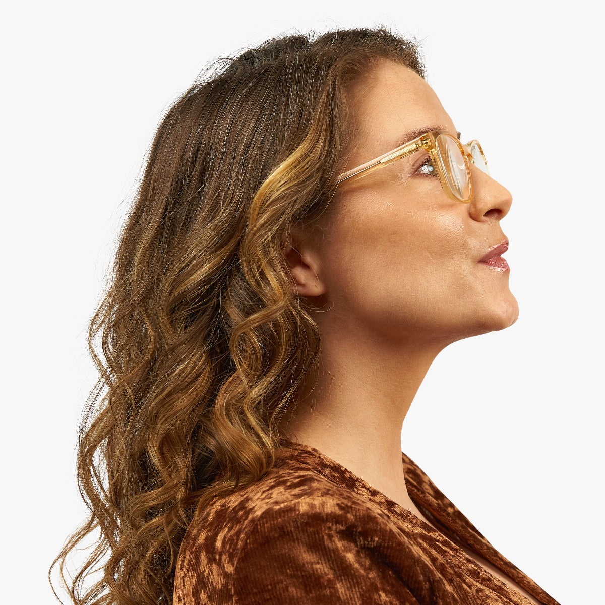 Baker_CrystalLemon_Women_Readers_19044177-af67-477a-a2dc-18a337f366f1.jpg?v=1758620063&width=1200