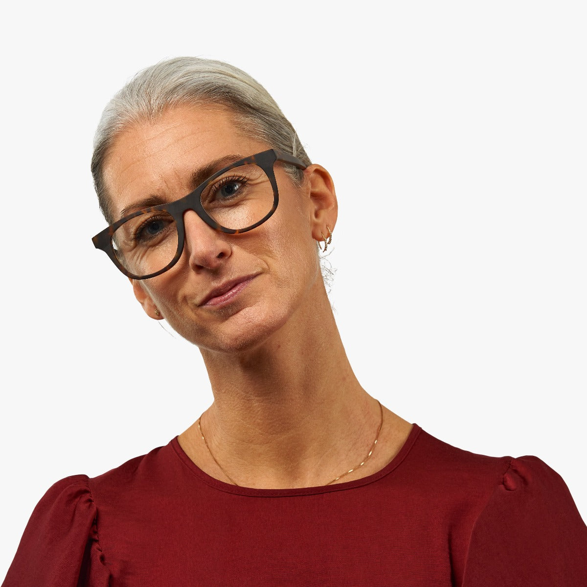 Luxreaders stylish Malmö Dark Turtle Reading glasses. Made from Acetate in a Square shape.