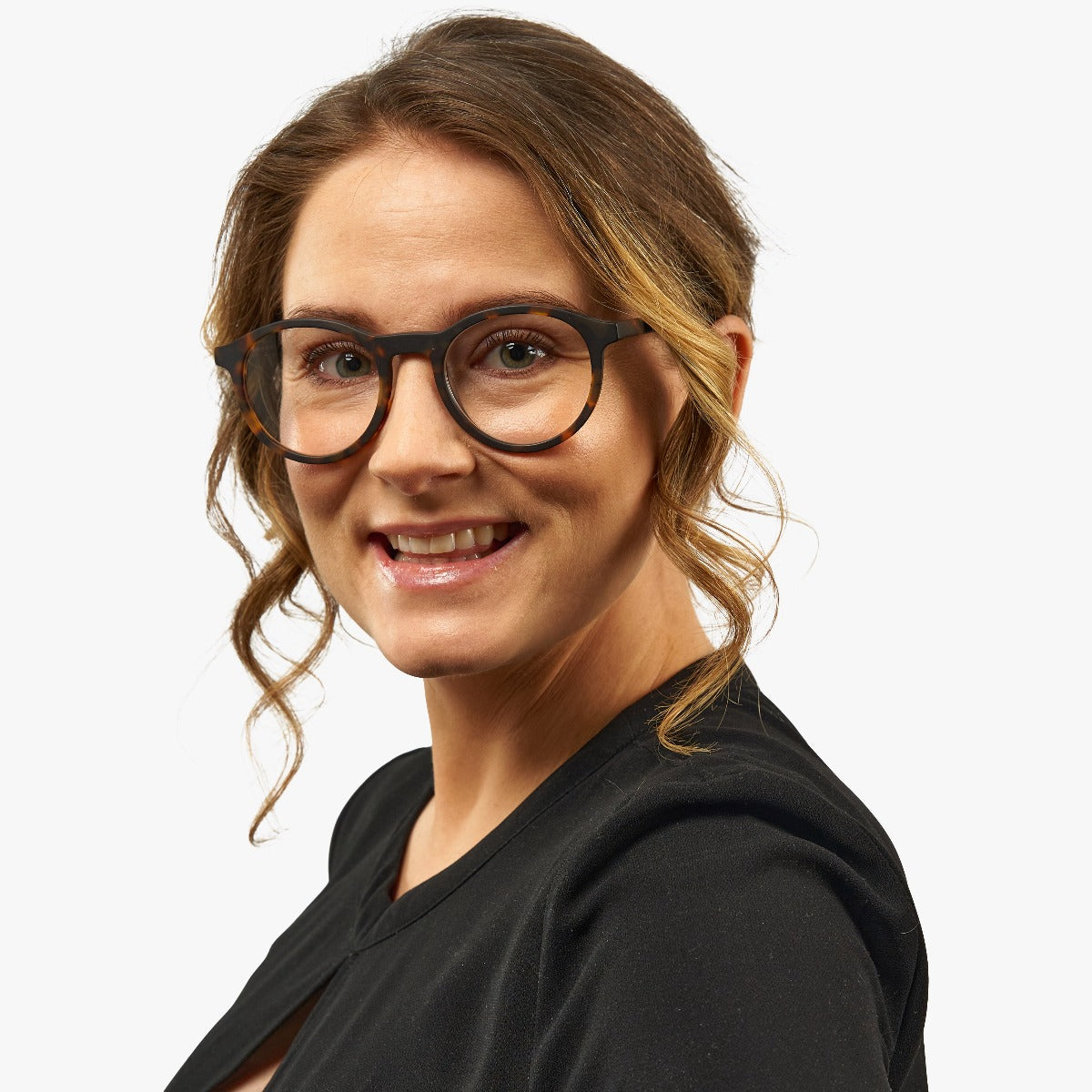 Walker_DarkTurtle_Women_Readers_Pic.jpg?v=1758619812&width=1200