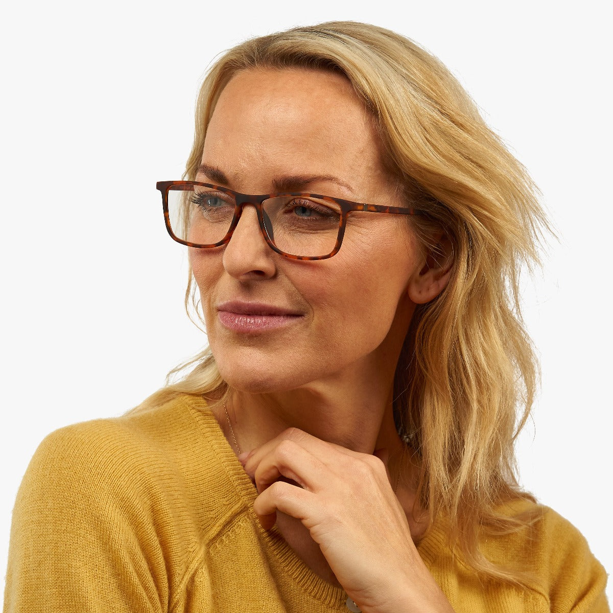 Person wearing Skagen Turtle glasses with tortoiseshell frame